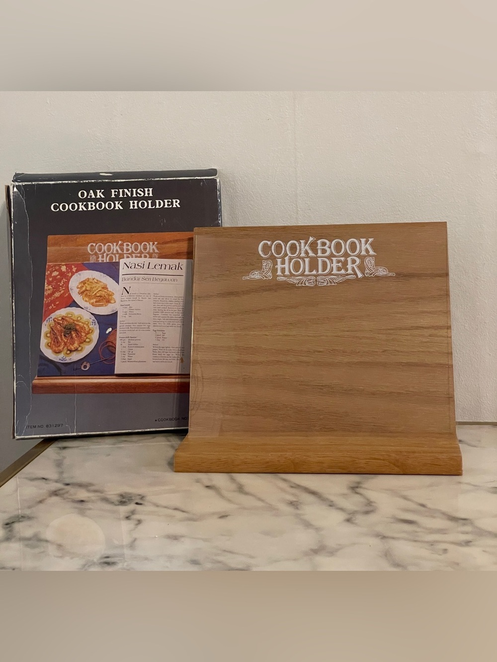 Vintage Cookbook Holder Wooden Self Standing Clear sheet for Tabletop New 1984